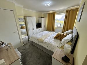 Photo 7- click for photo gallery